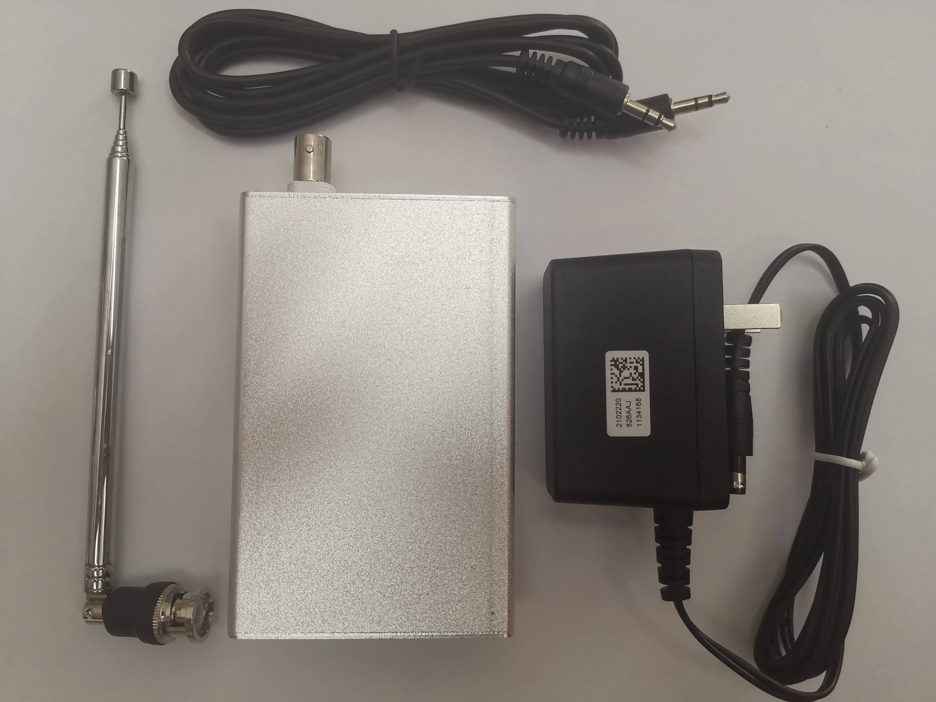 Transmissor de Rádio fm Mp3 Estéreo Pll de 1mw Mini Estação de Rádio de 87109mhz com Adaptador de Antena e Fio de Proteção - Image 5
