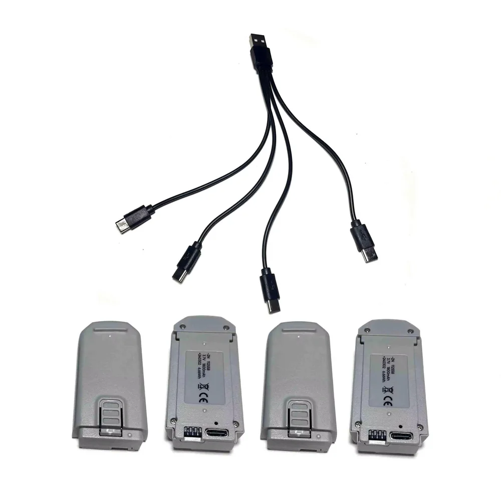 Batterie de drone professionnel et pales de rechange sur fond neutre. Achetez des pièces détachées pour drone professionnel.
