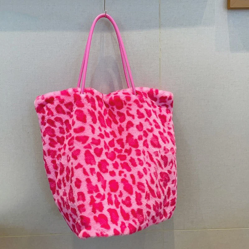 

Faux Fur Tote Underarm Bags For Women Luxury Designer Handbags And Purses 2023 New In Fashion Leopard Print Plush Shoulder