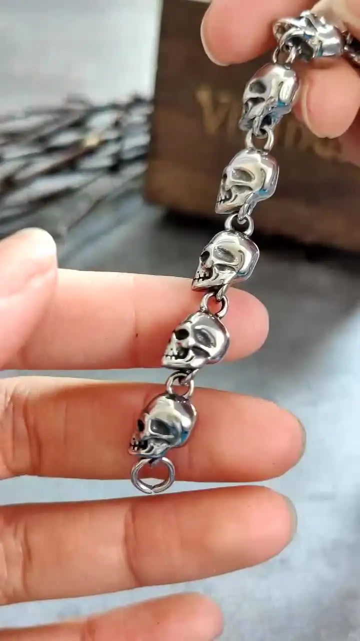 Set Collana Uomo Gotico Teschio E Segno Della Pace In Acciaio Inox Argento