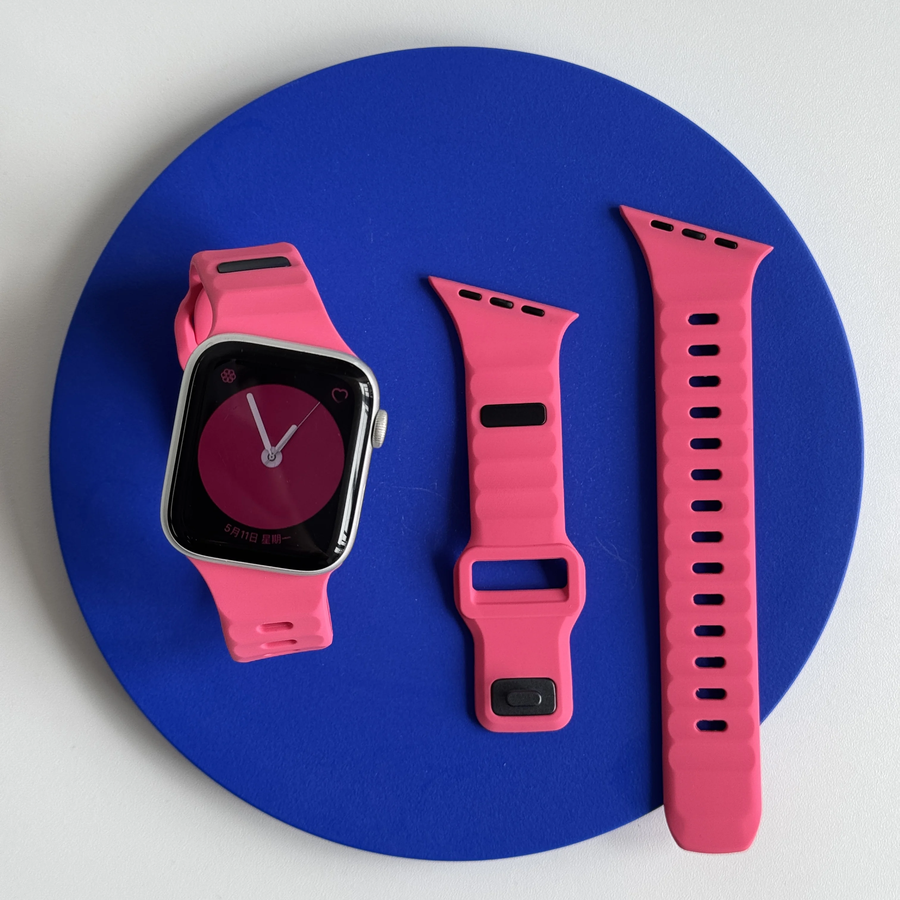 Premium Sport Strap for Apple Watch - Stylish and Durable Accessory Bracelet