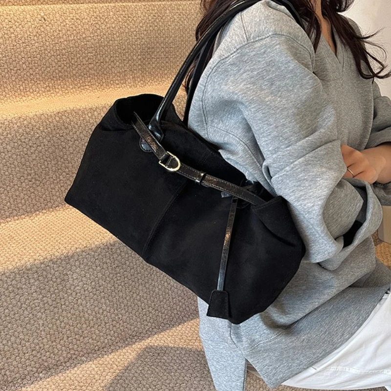 Autumn Winter Women's Suede Underarm Tote Bag Large Capacity Commuter Shopper Shoulder Bag 2026 New Trendy Soft Leather Handbags