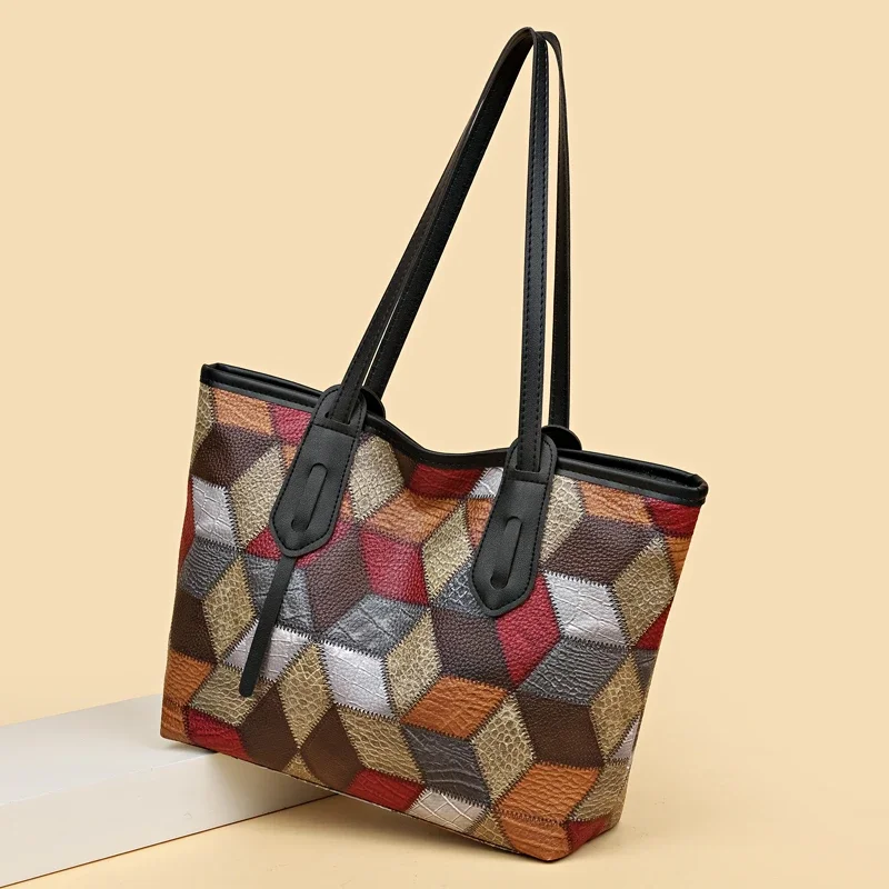thumbnail image 1 of Bolso cruzado de mujer de gran capacidad con empalme de PU de tendencia informal de venta caliente 2024 Nuevo diseño de moda Bolso de mano Bolso de mano para mujer, 1 of 5