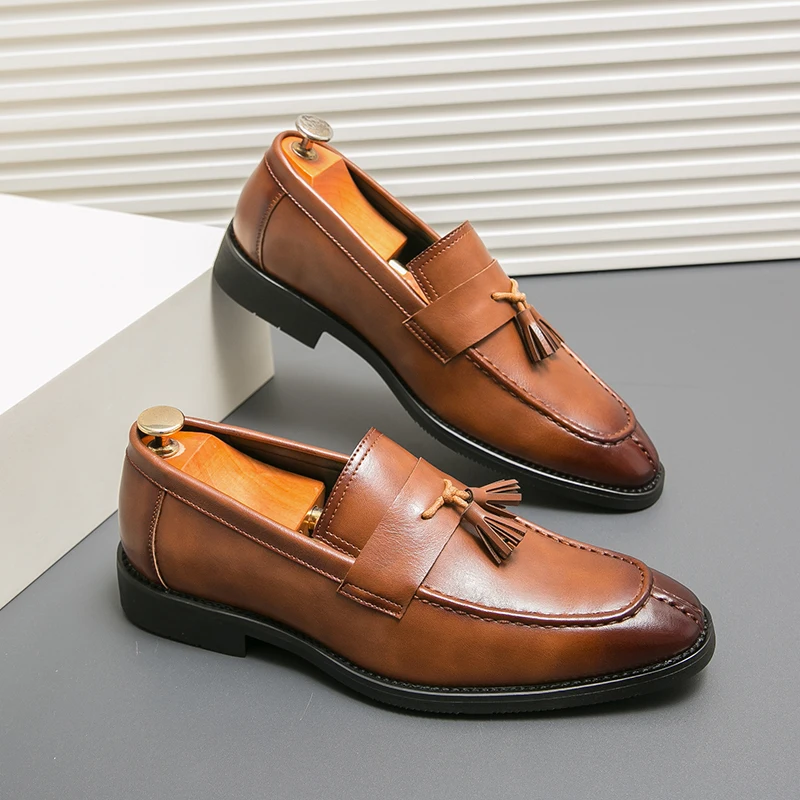 Men's Flowing Suo Lefu Shoes Luxury Men's Leisure Driving Designer Brown Lefu Shoes Men's Moccasin Shoes Italian Wedding Shoes