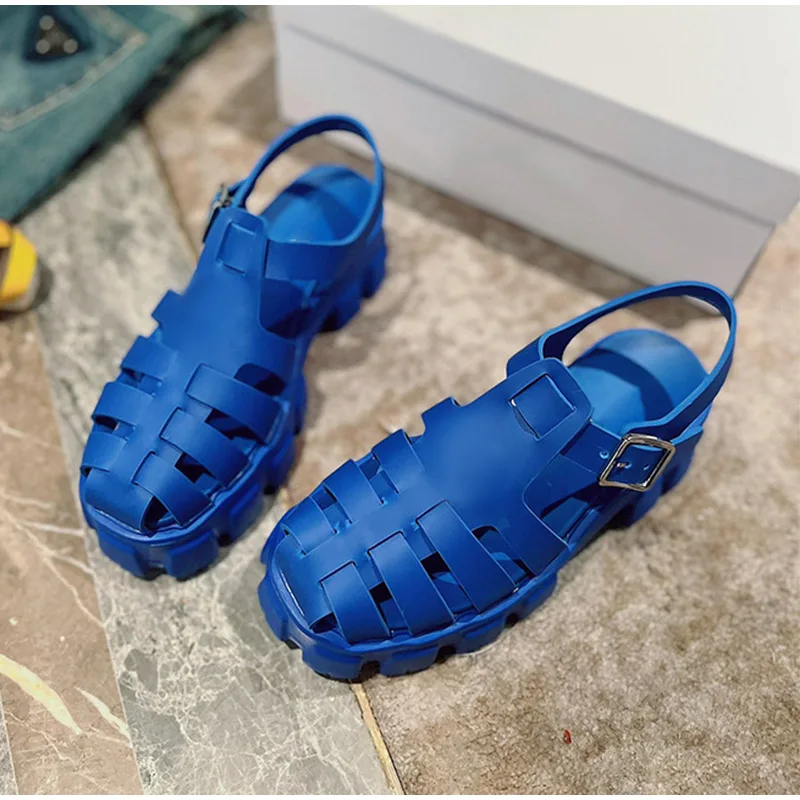 Women's Summer Sandals Hollow Flat Platform Closed Toe Buckle Strap Female Shoes Anti-slip Outdoor Beach Ladies Shoe 2022 New