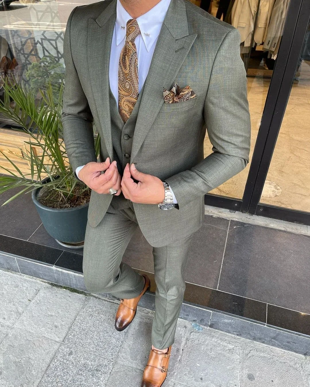 2024 Fashion Elegant Green Men Suit For Work Custom 3 Piece Casual Single Breasted Male Blazer High Quality Wedding Prom Suits