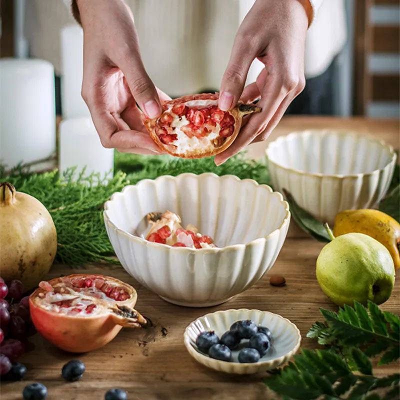 Nordic Matte Glazed Ceramic Dishes Serving Plate Salad Soup Bowl Flat Plate Chrysanthemum Shaped Kitchen Dinner Set
