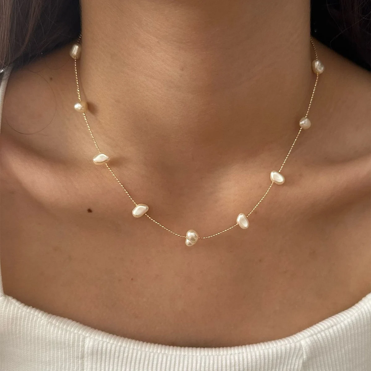 Faux Pearl Necklace Pearl Choker Necklaces Irregular Layered Choker for Mom Wedding Party Daily Wear