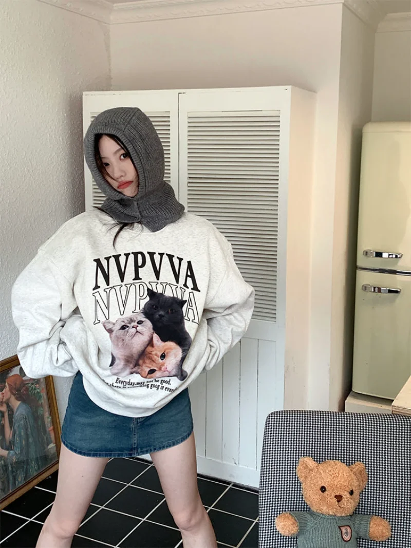 Cat Kawaii Graphic Pullover Image 1