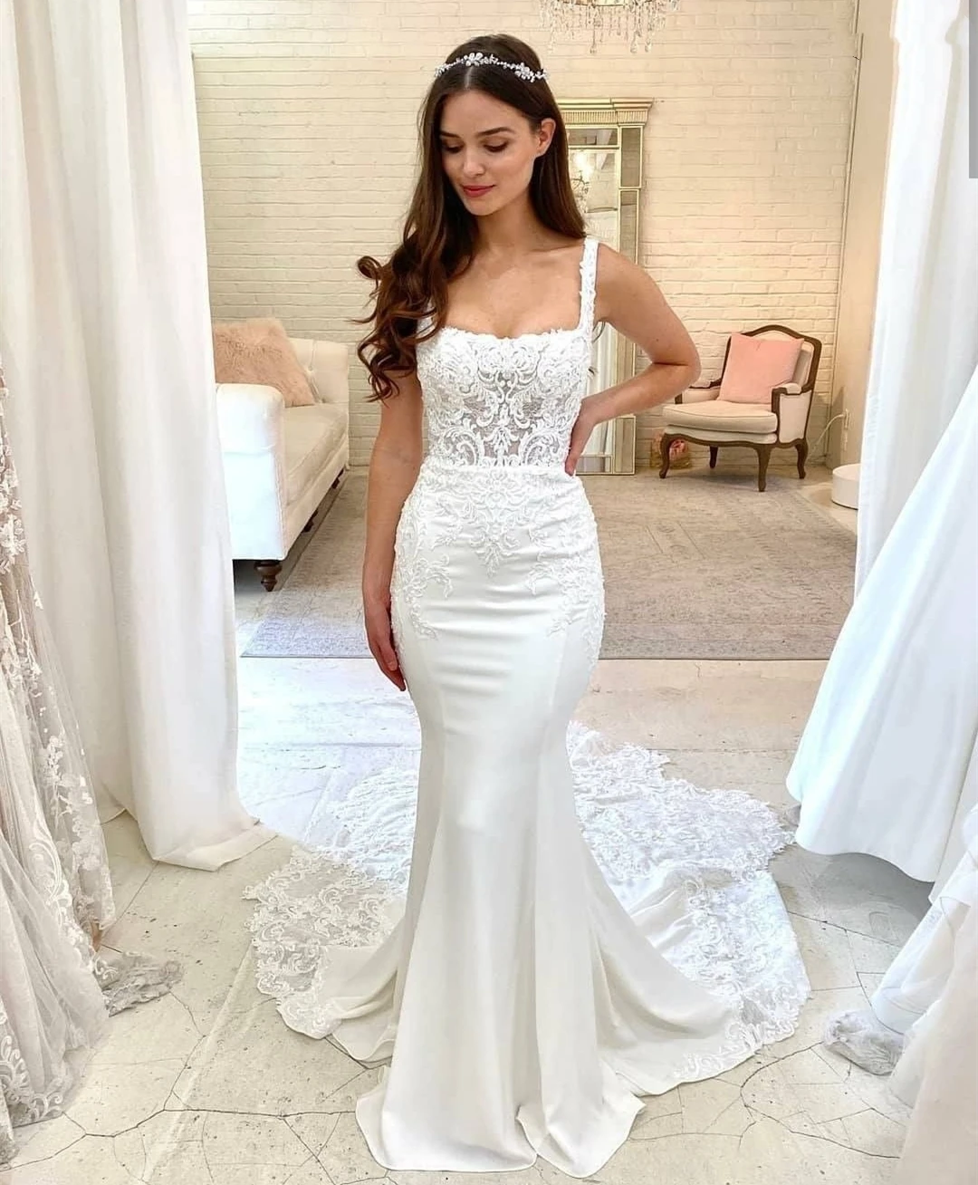 White Mermaid Wedding Dress Square Collar Lace Appliques For Women Satin Robe De Mariee Floor Length Bridal Gowns Sweep Train sparkly beaded crystals sweetheart mermaid robe de mariée wedding dresses with cape sweep train lace appliques bridal gowns