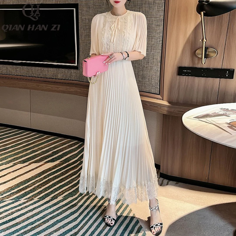 

Qian Han Zi Designer Fashion Runway Summer Dress Long For women vintage lace stitching pleated belt slim elegant maxi dress