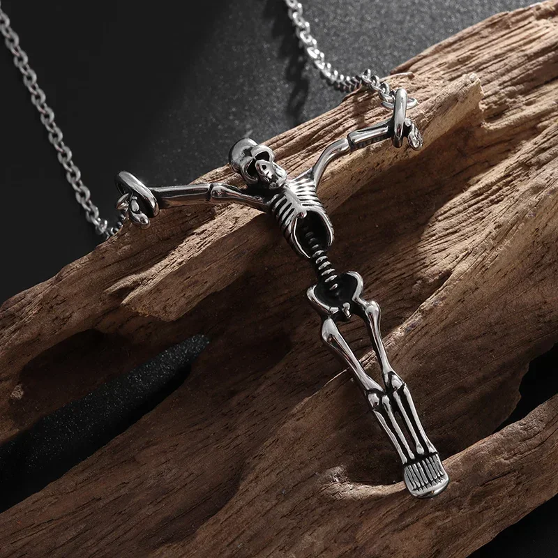 Collana in pelle con teschio e moneta stile vintage, ciondolo gotico