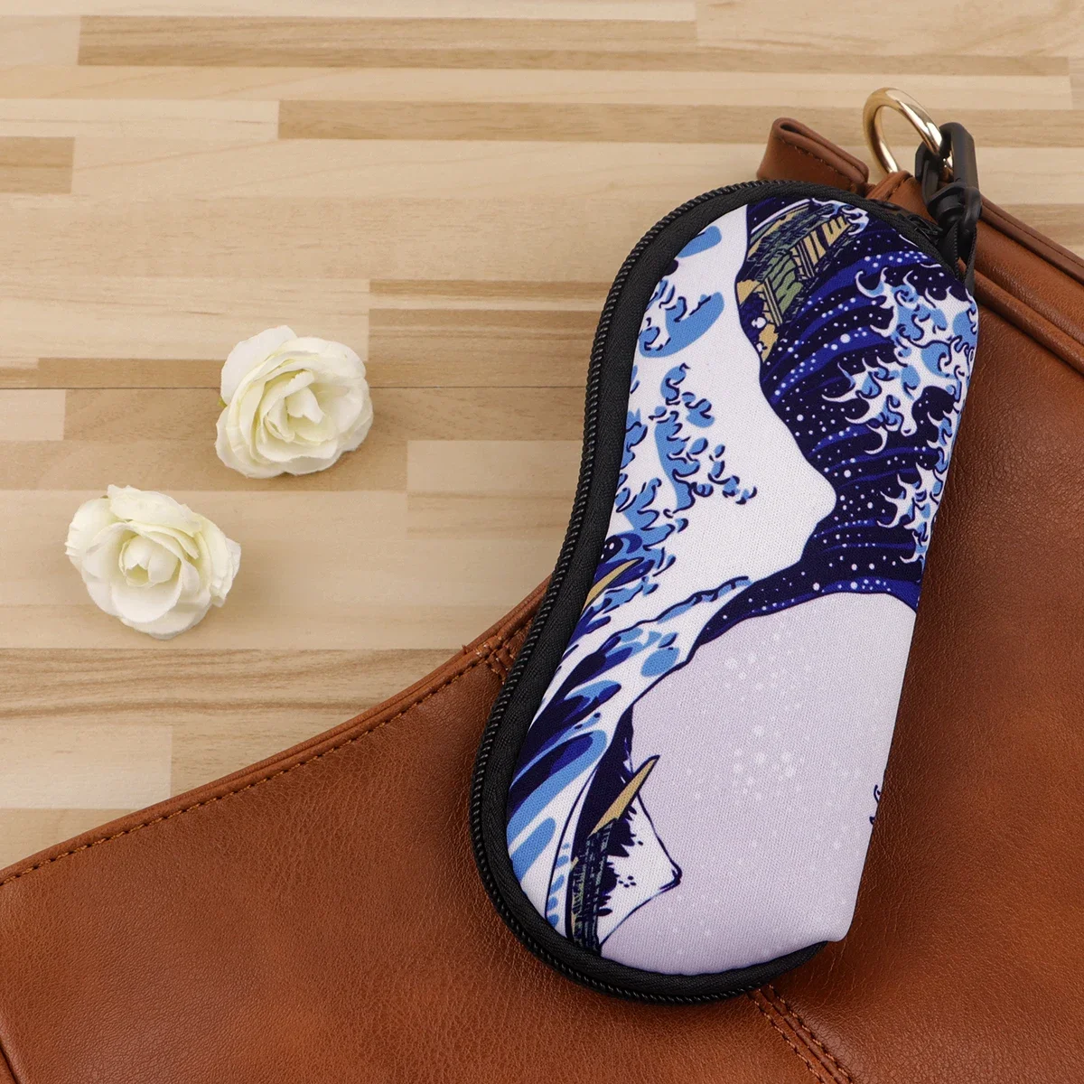 Japanese Wave Painting Portable Glasses Case Cute Sunglasses for Woman Glasses Box Simple Sunglasses Box