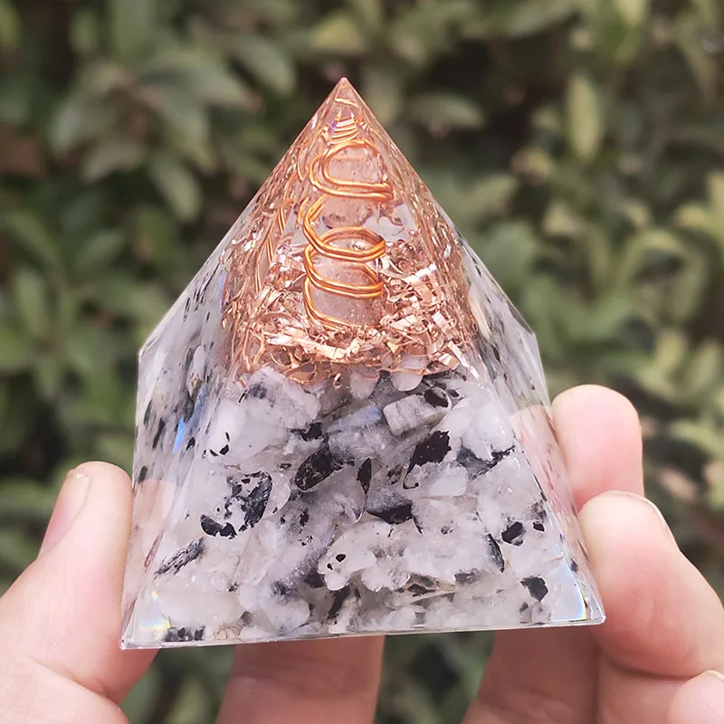 

Natural Quartz Stone Orgonite Pyramid Healing Energy Generator Reiki Chakra Multiplier Orgone Amethyst Meditation Stone