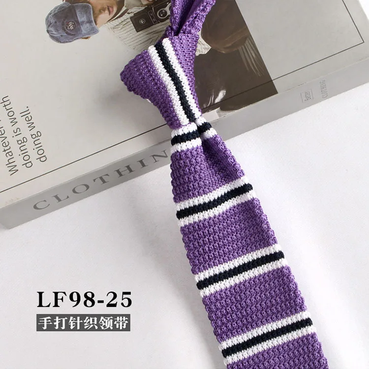 Narrow Striped Knitted Necktie for Men - Retro Korean Style Casual Cravat Accessory