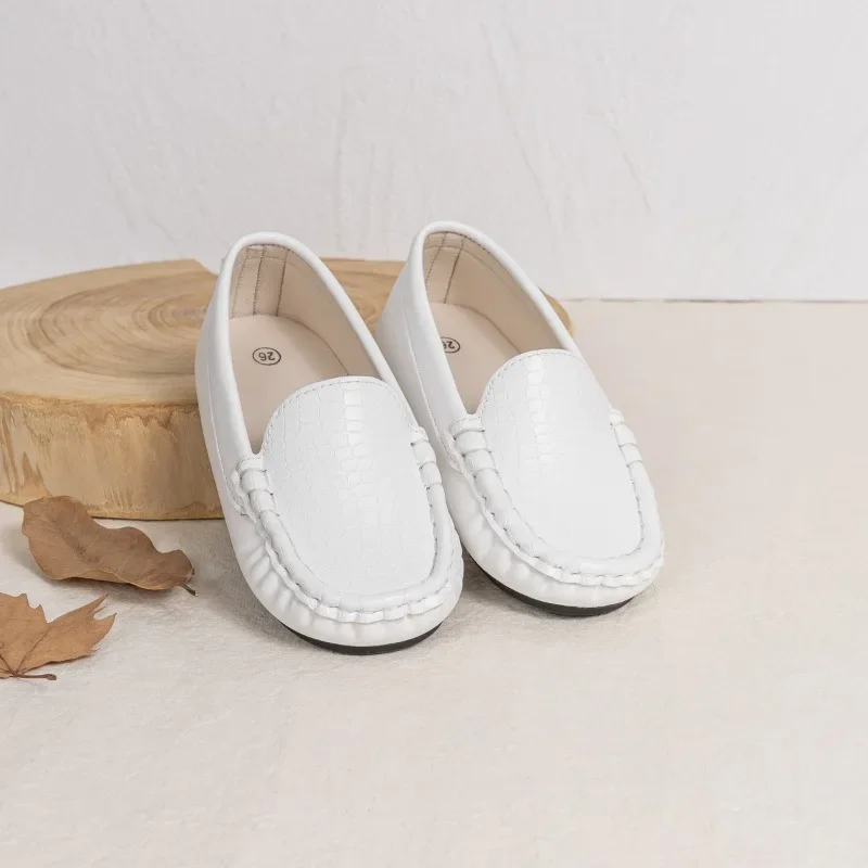 Simple New Boys Catwalk Leather Shoes 2025 Versatile Kids School Formal Uniform Flat Shoes Children Causal Performance Loafers