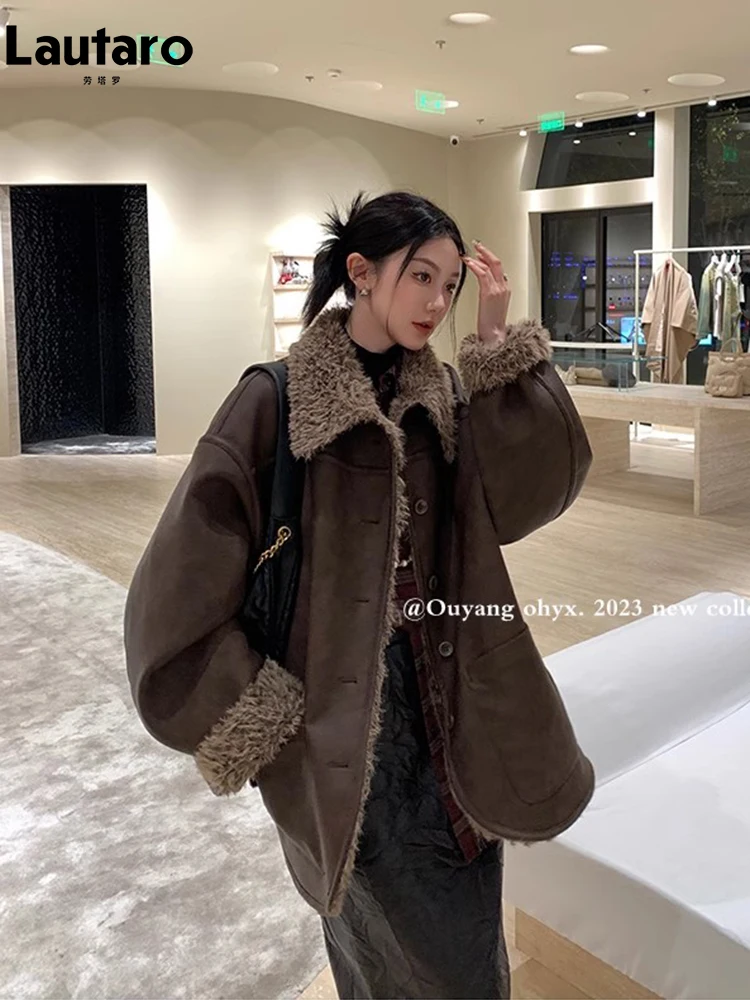 

Lautaro Autumn Winter Oversized Chic Luxury Thick Warm Reversible Faux Sheepskin Coat Women Fluffy Shearling Jacket Outwear 2024