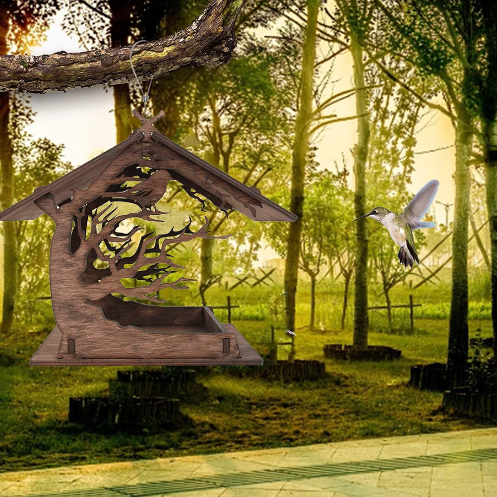Exterior view of bird feeder