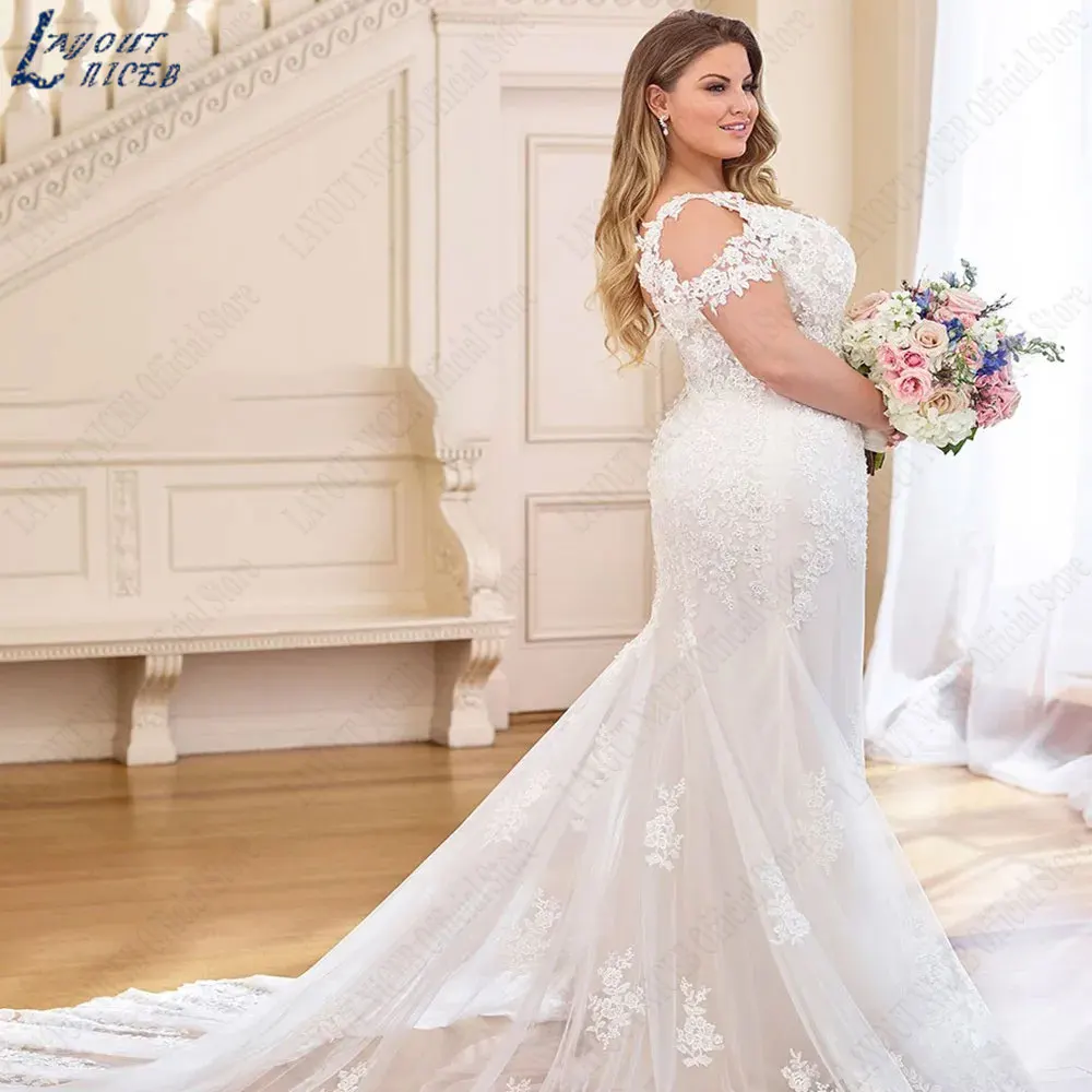 Рисунок 4 - Женское платье-русалка без рукавов