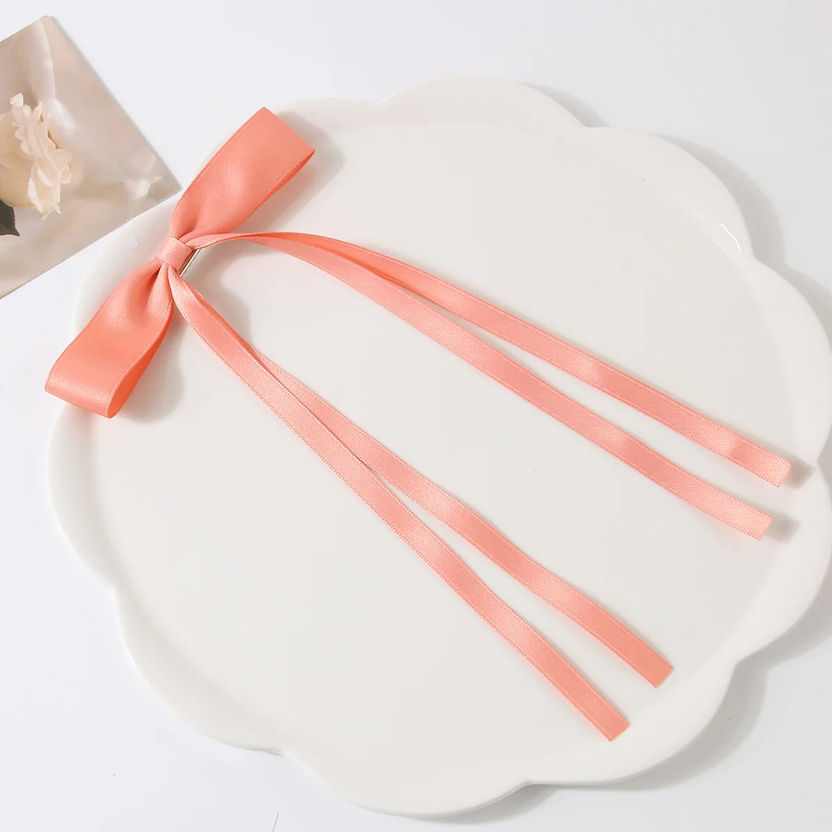 Рисунок 5 - Заколка для волос с бантом для девочек