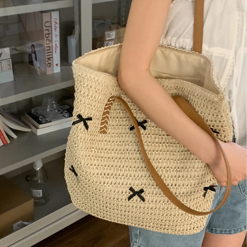 Women Top-Handle Bags Straw Black Bowknot Shoulder Bag Summer Beach Straw Bucket Bag Woven Tote Purse Casual Travel Handbags