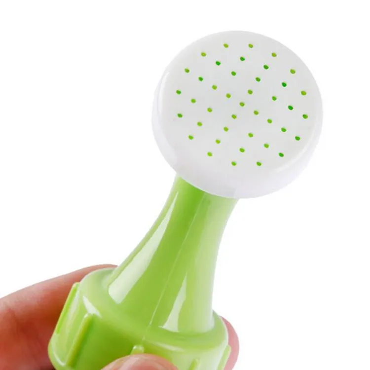 Easy Install Drip Home Garden Watering Sprinkler Head Automatic Sprinkler Portable Drinking Bottle Sprinkler Head Kettle TW301