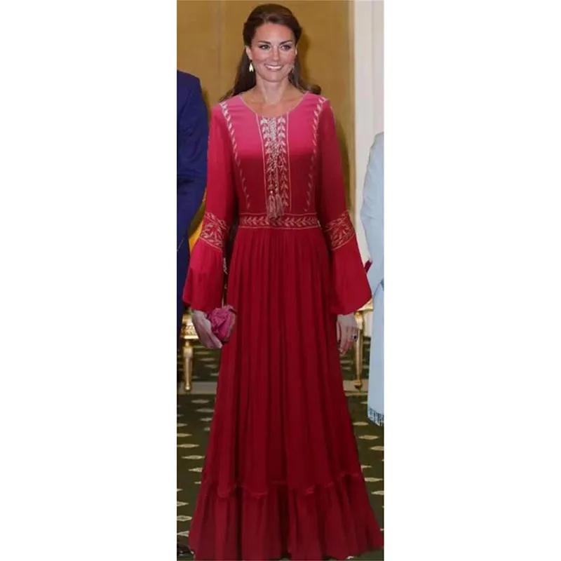 

Женское платье макси с длинным рукавом, модельное платье с круглым вырезом и вышивкой, длинные расклешенные платья NP1915C, 2023