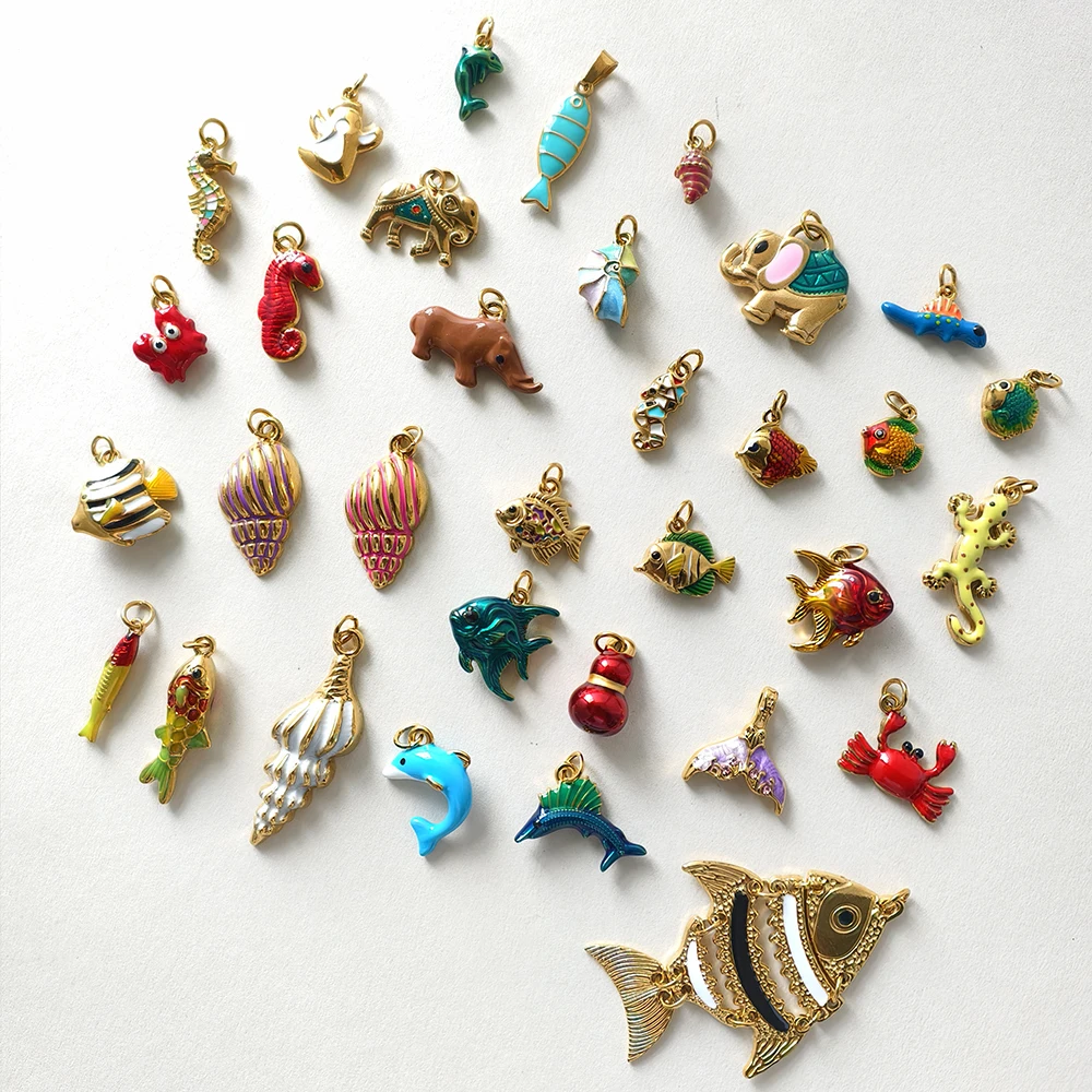 Niedlicher tropfender Ölfisch, goldener Anhänger, Edelstahl, DIY-Halskette, Schlüsselanhänger, Armbandherstellung, Zubehör, 2022, Schmuck, Modetrend – Detail 1
