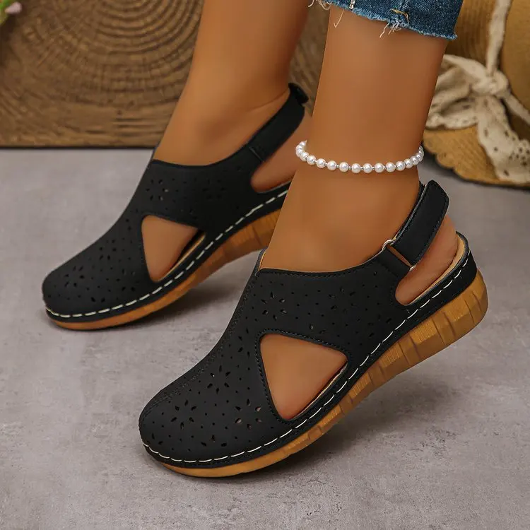 Summer 2026 Platform Fashion Sandals Hollow Out Buckle Roman Style Women Lightweight Slip-On Shoes Ladies_vogvips.com