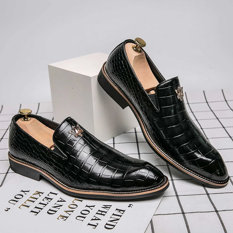 

Slip-on large size leather shoes men's formal pointed small leather shoes men's fashion casual men's shoes