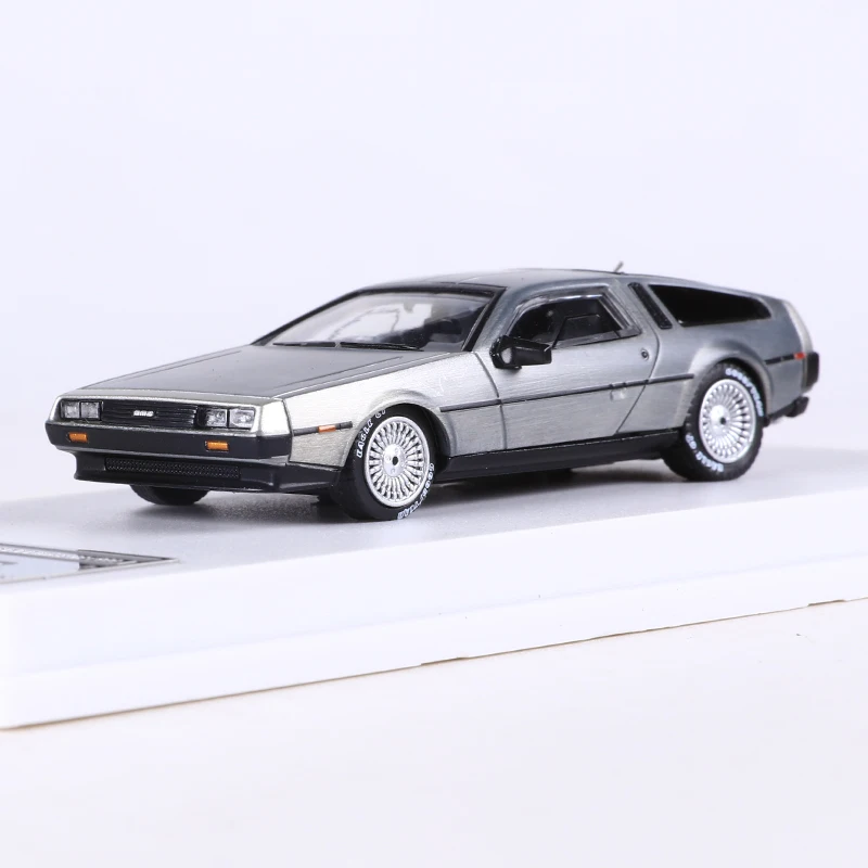 MJ◉ DeLorean DMC-12 Ⅱ PARTII ➕フィギュア2体セット MJ 1:64 DeLorean DMC I II III Back To The Future Time