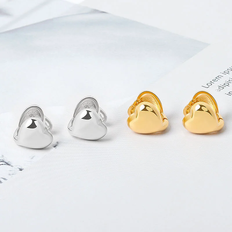 

Love Earrings S925 Sterling Silver with Feminine Style, Korean Individuality, High Sense, and Small Market Design,