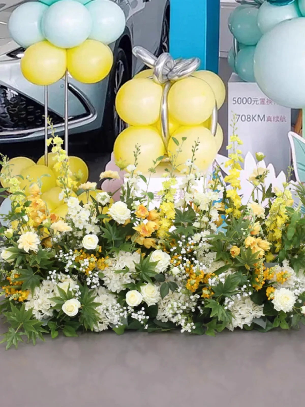 Description Picture 5 of itemYellow white flowers green plants Large Flower Row Runner Wedding Backdrop Deco Floral Wall Hanging Wedding Sign Home Party Prop