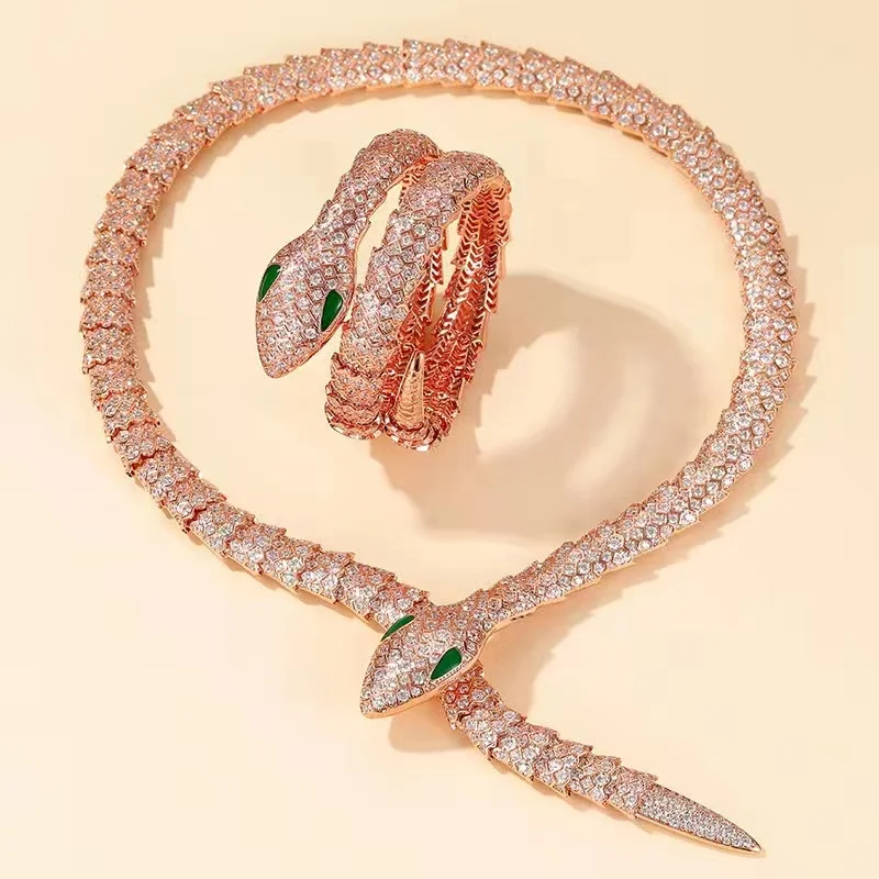 

Vintage Green Pearl Snake Head Tassel Necklace Exaggerate Personality AAA Full Zircon Top Quality Luxury Women's Fashion Jewelry