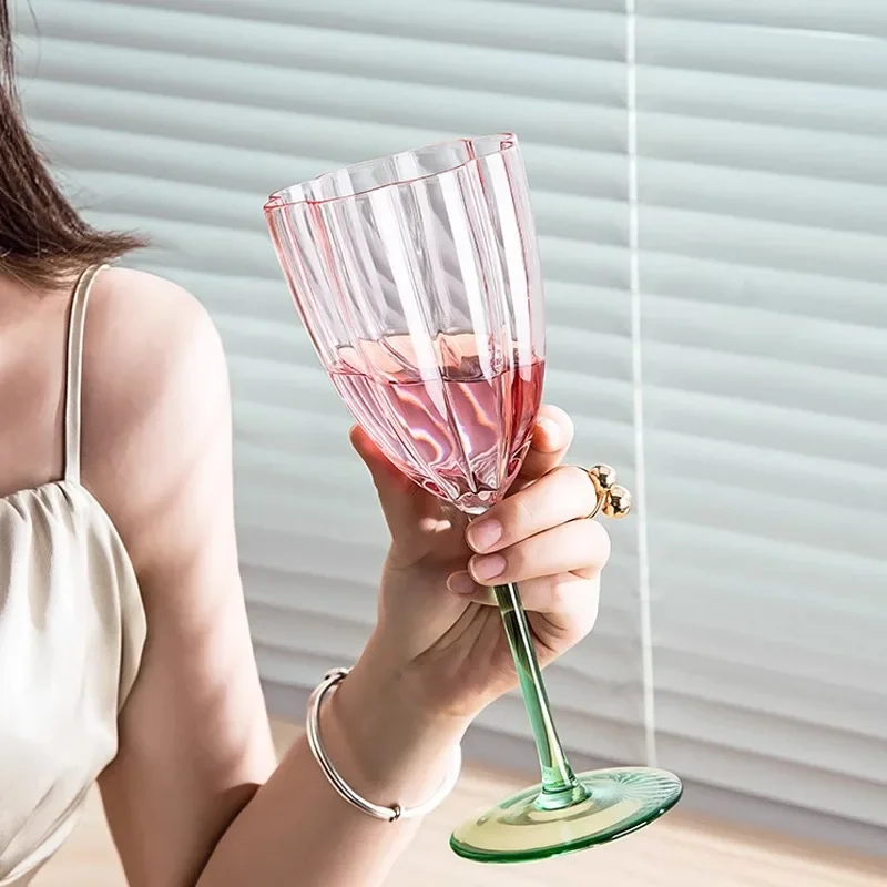 French Petal Glass Cocktail Cup Household Beverage Accessories Light Luxury High Foot Champagne Cup Premium White Wine