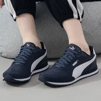 Chaussures de course basses en cuir PUMA, résistantes à l'usure et légères, identiques pour hommes et femmes, bleu foncé 384857-02 2