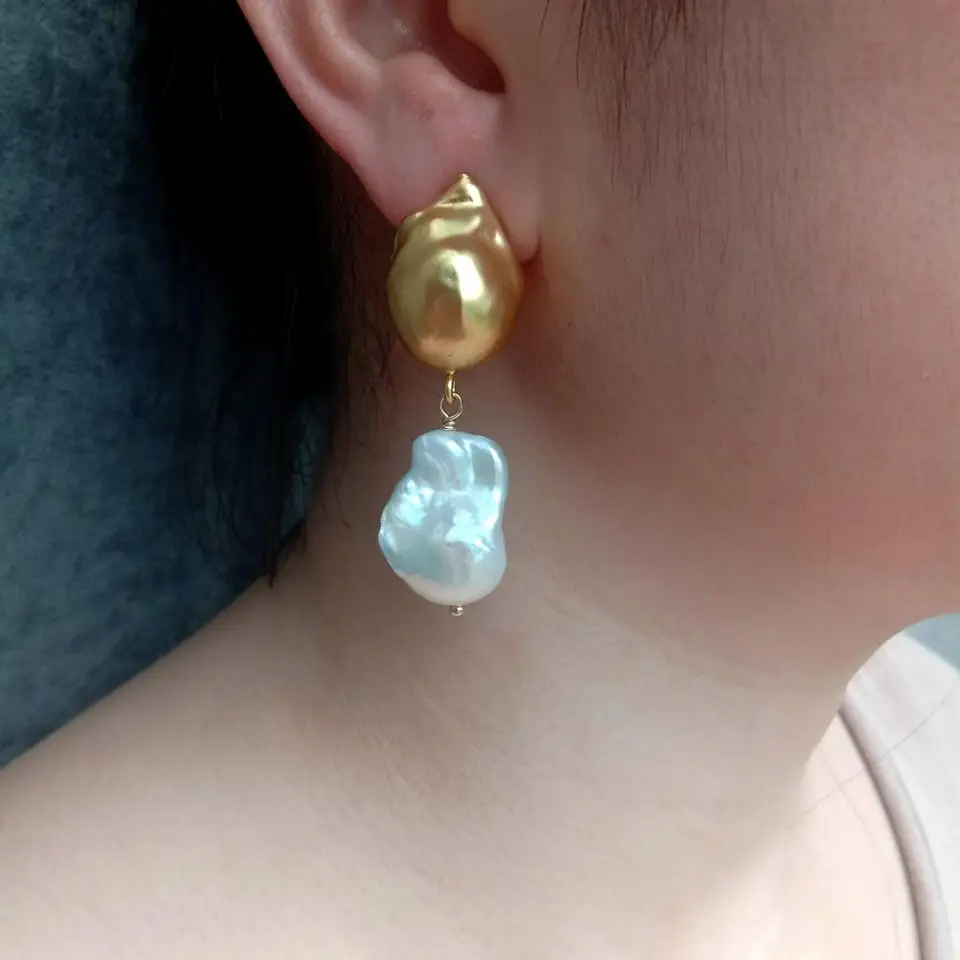 HeyMeili Orecchini Pendenti con Perle Barocche, Orecchini Placcati in Oro 14k da Donna, Orecchini Dorati con Perle d'Acqua Dolce, Idee Regalo di Gioielli per Donne e Ragazze
