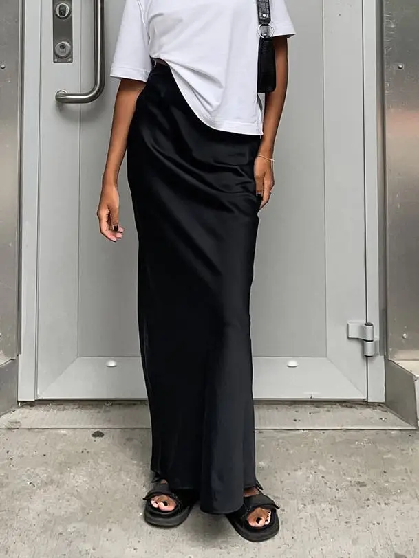 

Women S Casual Solid Color Half Skirt For A Weeping Beach Vacation Party