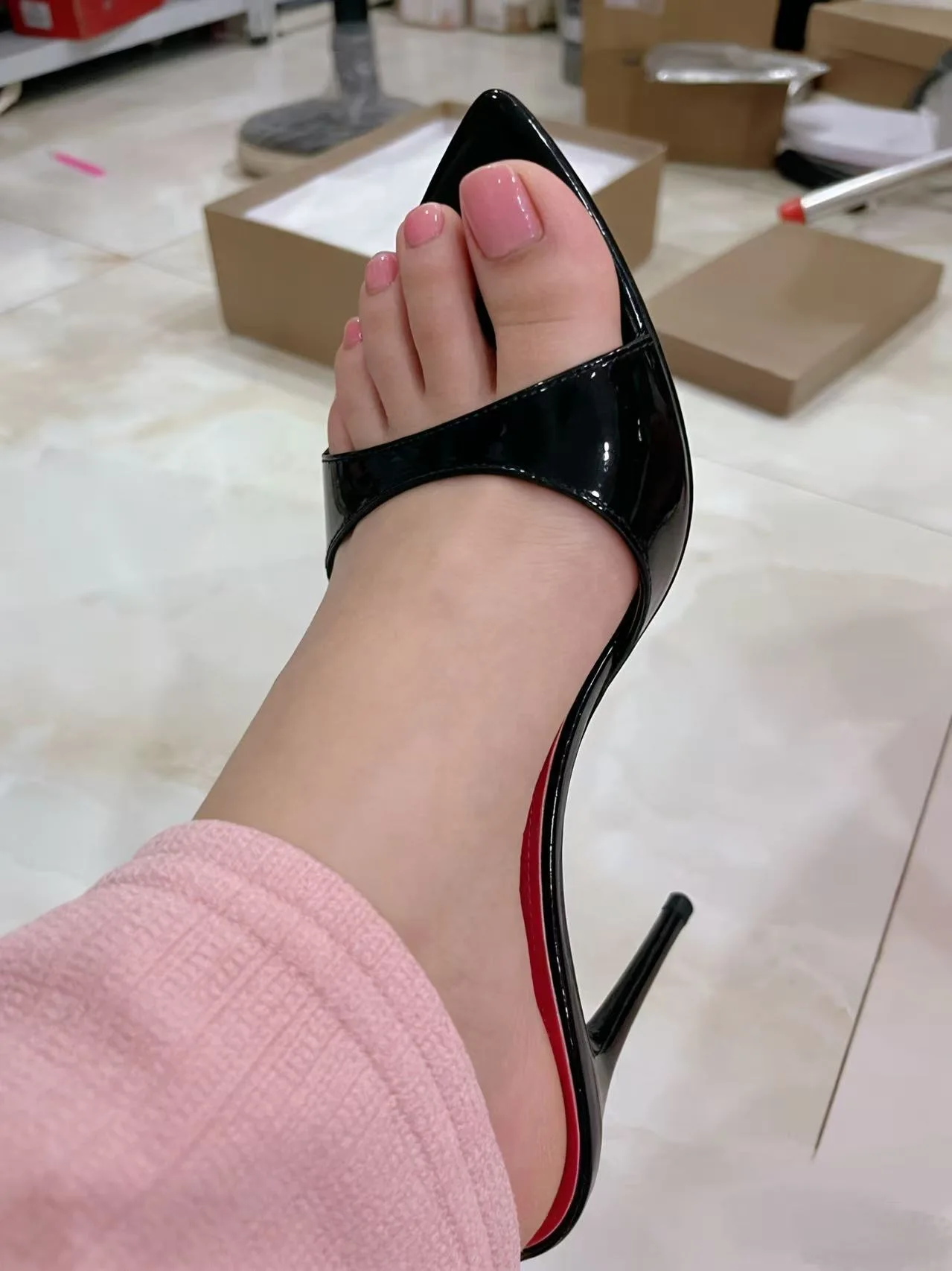 패션 섹시 여름 샌들 12cm 하이힐 파티 이브닝 슬리퍼 광택 가죽 퓨어 컬러 포인티드 토 여성 신발 큰 사이즈 46