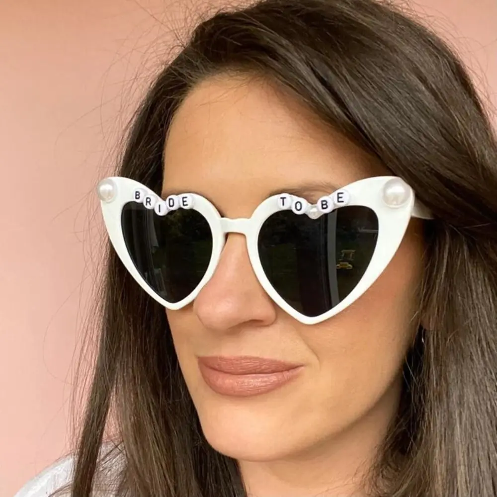 Heart-shaped Frame Pearl Decoration Sunglasses English Letters Sun-Protective Black Shades Glasses Bride Eyewear Colorful 3