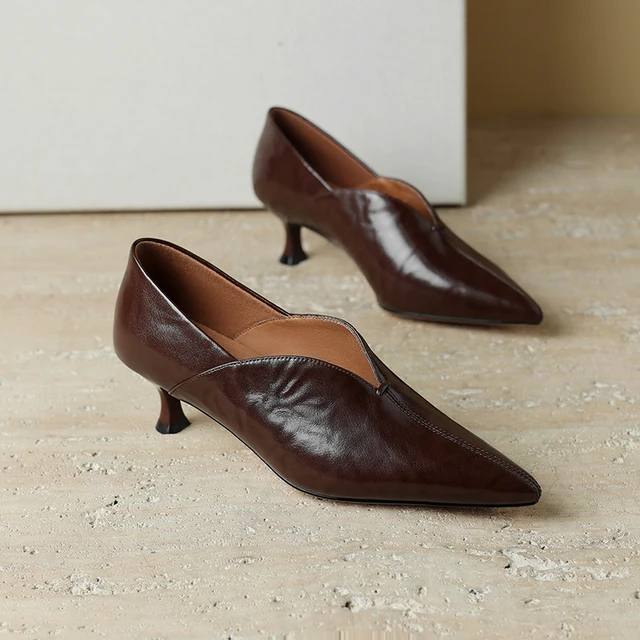 Celine V Cut Shoes Celine V Neck Pumps 2025