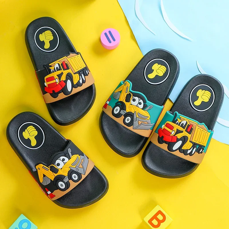 New2024 sommer kinder hausschuhe Kinder schuhe Cartoon hausschuhe Weichen sohlen anti-skid sandalen kinder schuhe zapatos niña chausson