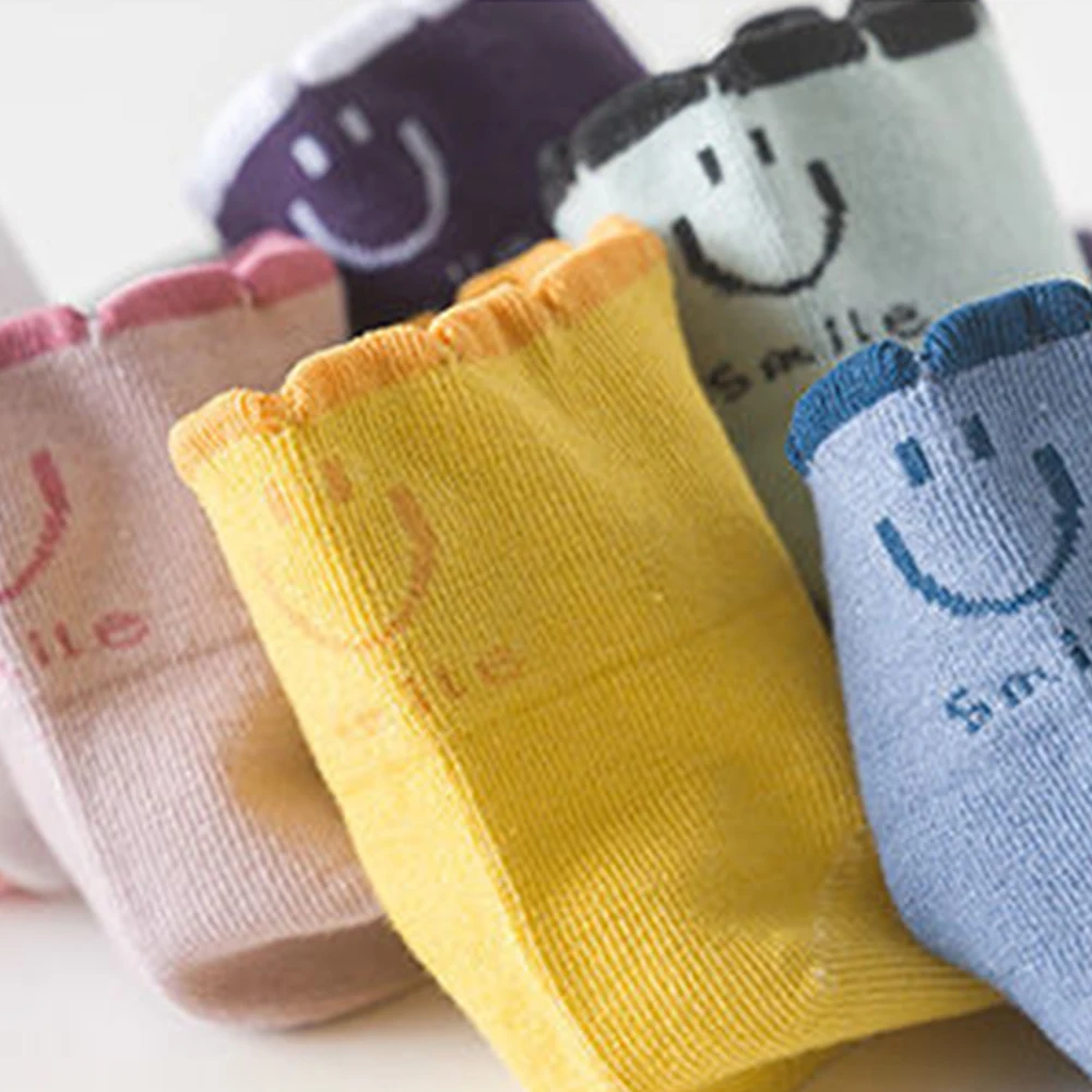 5Pairs Smile Face Women Short Socks Casual Funny Kawaii Cotton Sock Personality Lovers Solid Color Breathable Comfort Low Socks