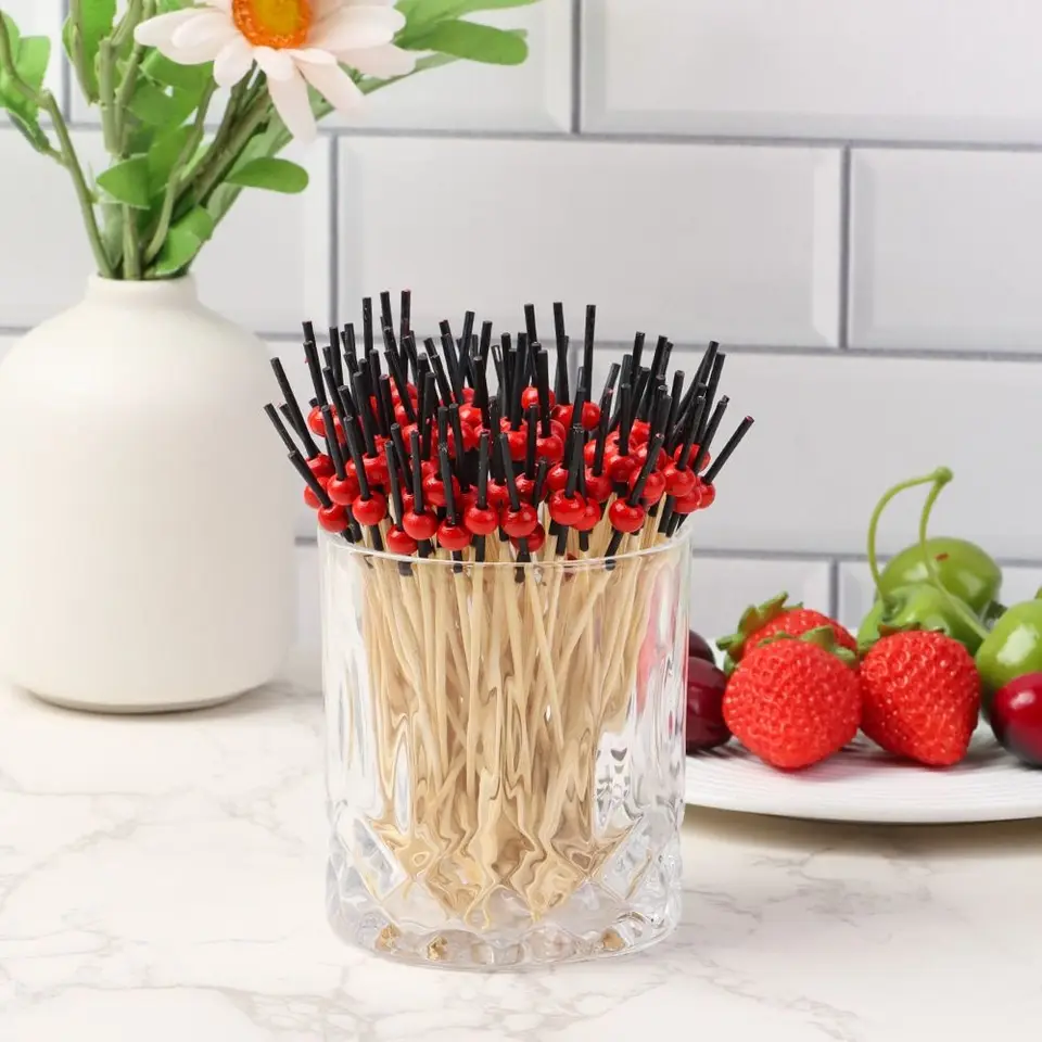 100 Stuks Cocktailsticks, Rood Hart Bamboe Houten Cocktail Stick, Houten Tandenstokers Feestartikelen, voor Gerechten, Fruit