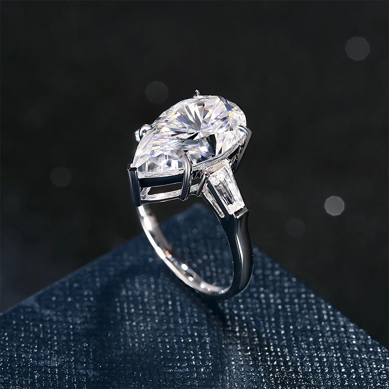 18 каратово злато Диамантен пръстен с моасанит 925 Сребърен годежен пръстен Класически пириформен дамски сватбен подарък Размер 2/3/5/8 карата