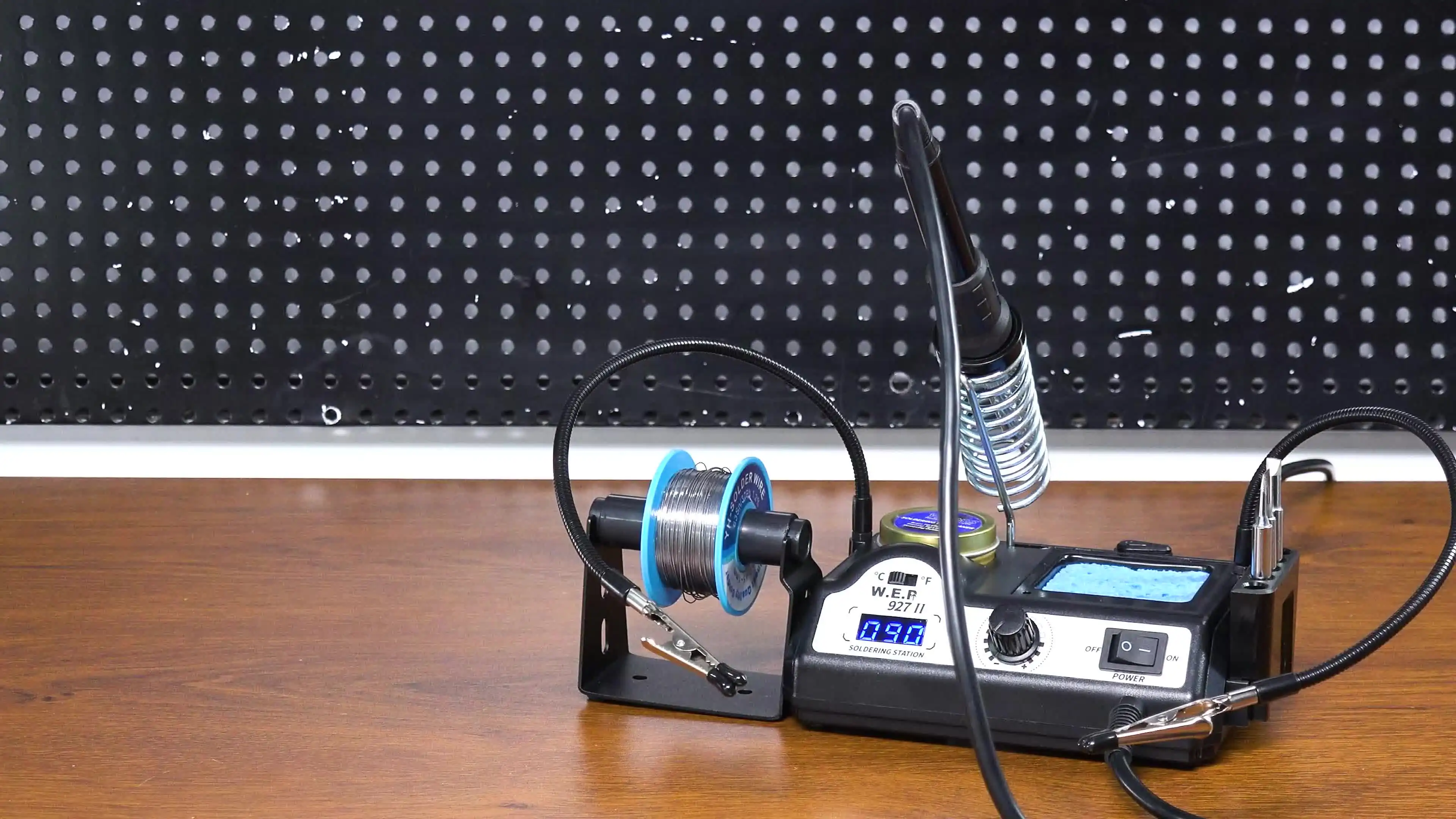 WEP 927-IV Lötstation Set 110W - Komplettset Mit 5 Spitzen & Helferhänden
