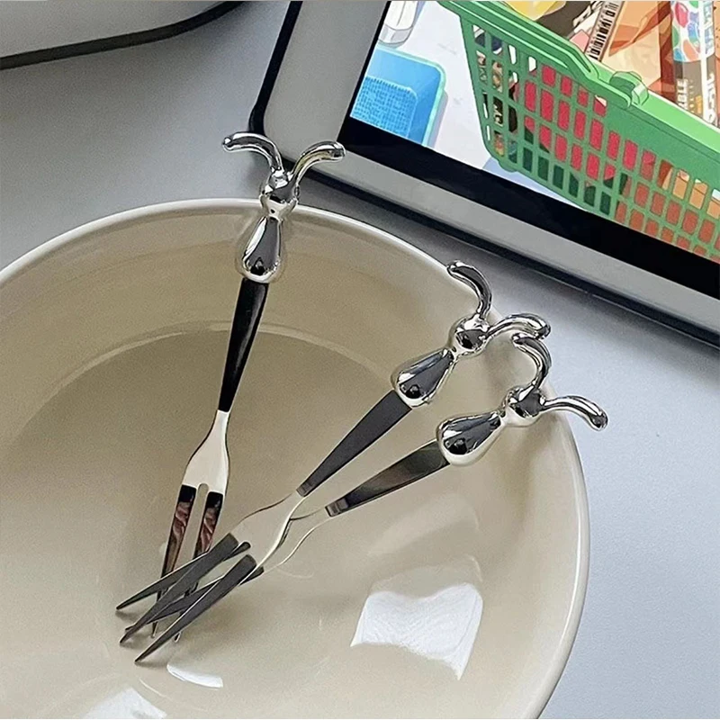 

1pcs New Creative Rabbit Pattern Fork Spoon Fruit Stick Mixing Rod Scratches Powerful Smooth Fork Teeth Kitchen Accessories