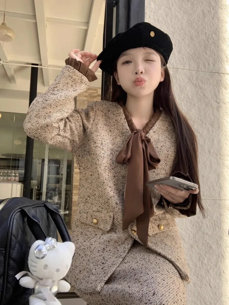 

French Lace Up Woolen Coat Skirt Two-piece Set Women O-neck Bow Splice Gentle Thicken Temperament Winter Celebrity Loose Suit