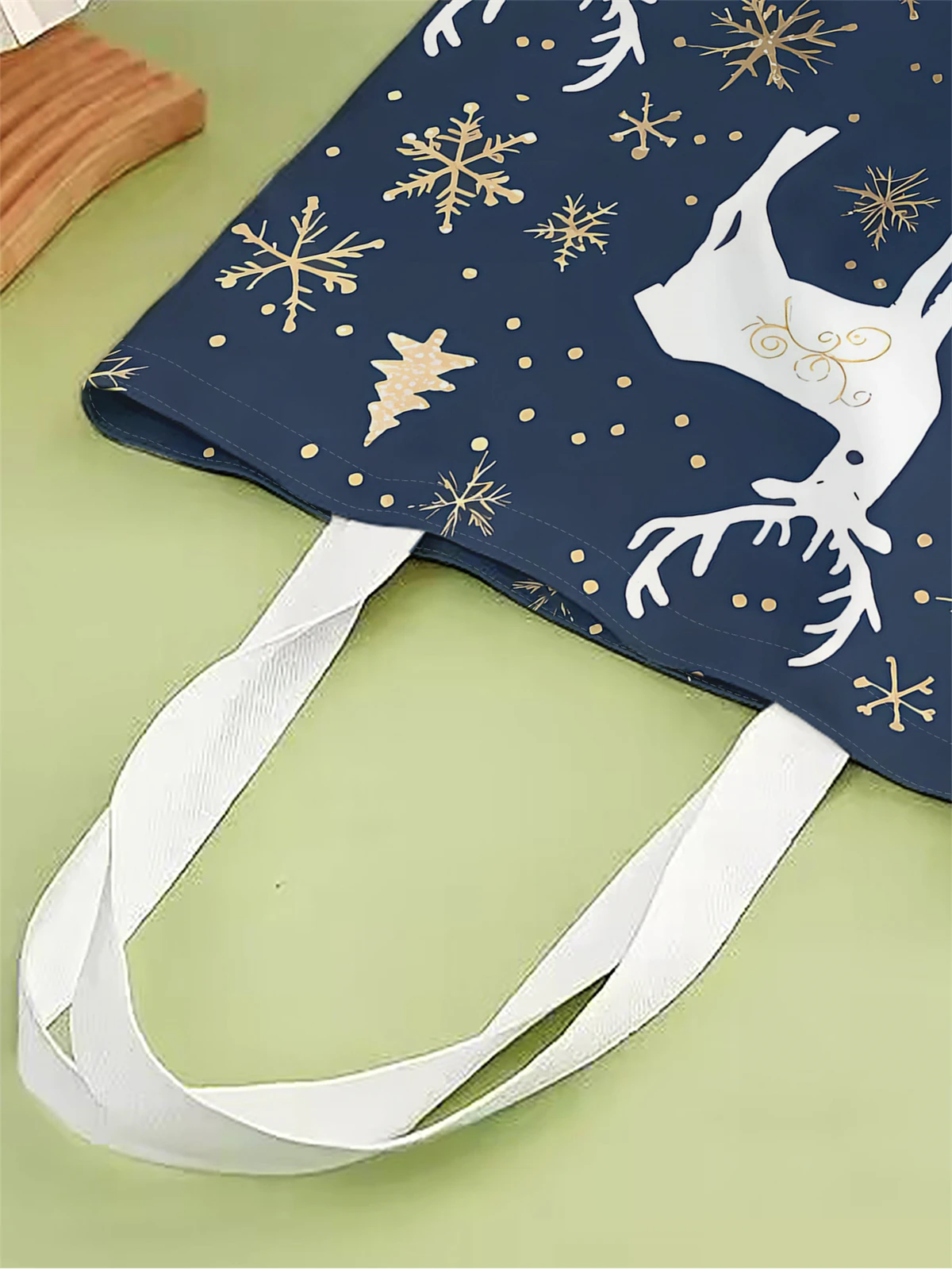 1pc,Snowflake Deer handbag, reusable fashionable handbag, multifunctional handbag, printed canvas shopping bag