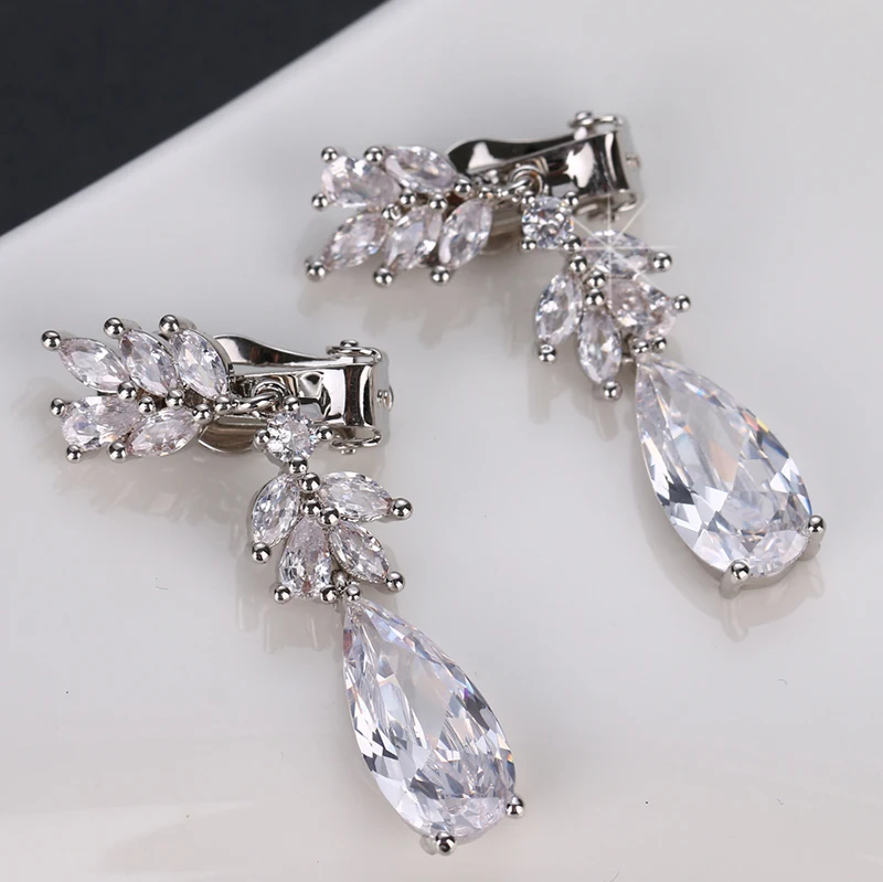 Fashion Leaf Zircon Clips Earrings for Women Silver Color Drop Water Clip Earings Long Crystal Wedding Ear Cuff Jewelry Gifts,ear clip earrings